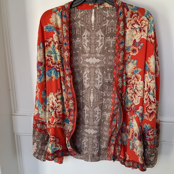 Free People Wildflower Bohemian Kimono Floral Print Front Zip Jacket XSMALL - Picture 9 of 13